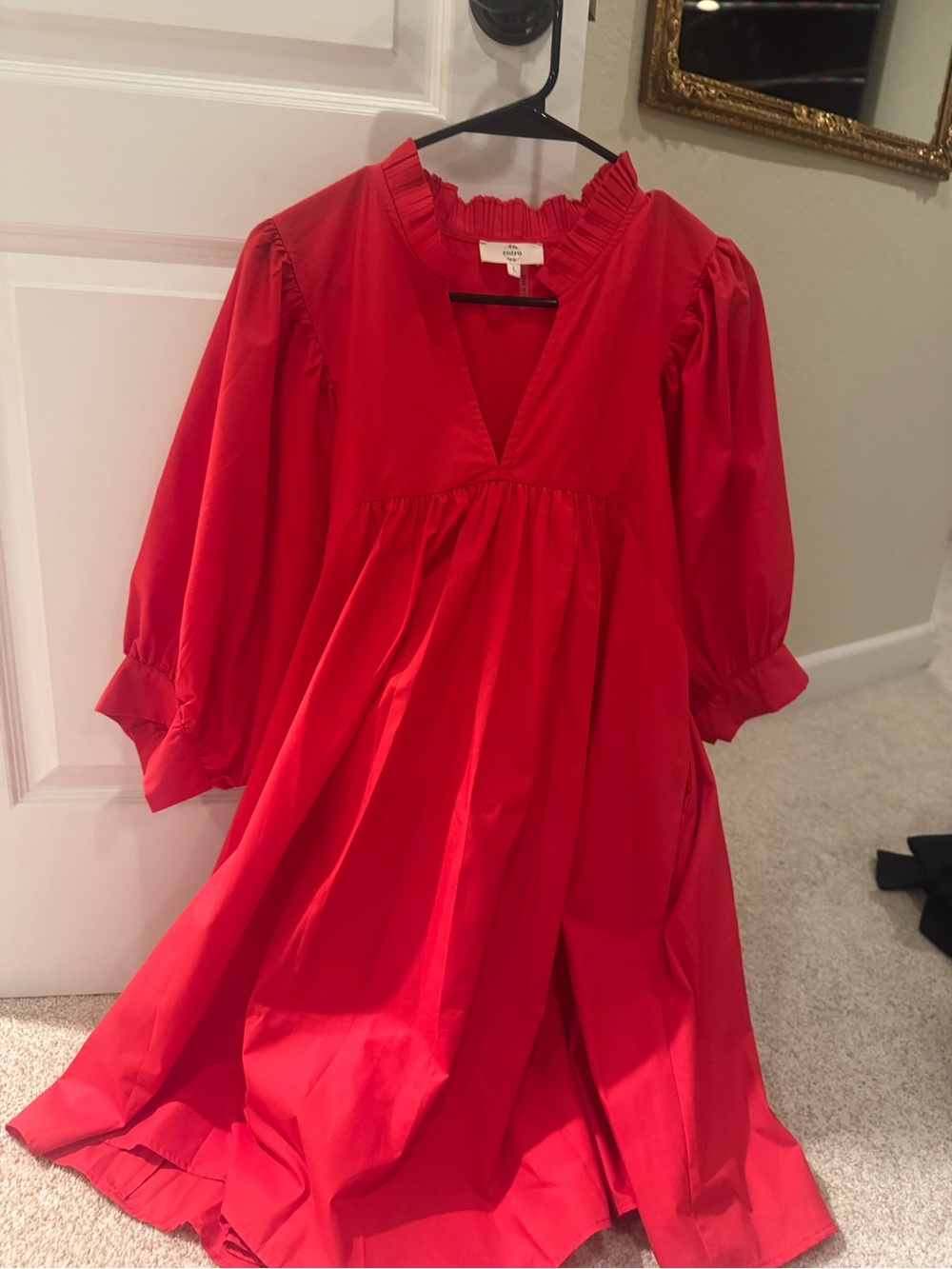 entro Red Puff-Sleeve V-Neck Party Dress